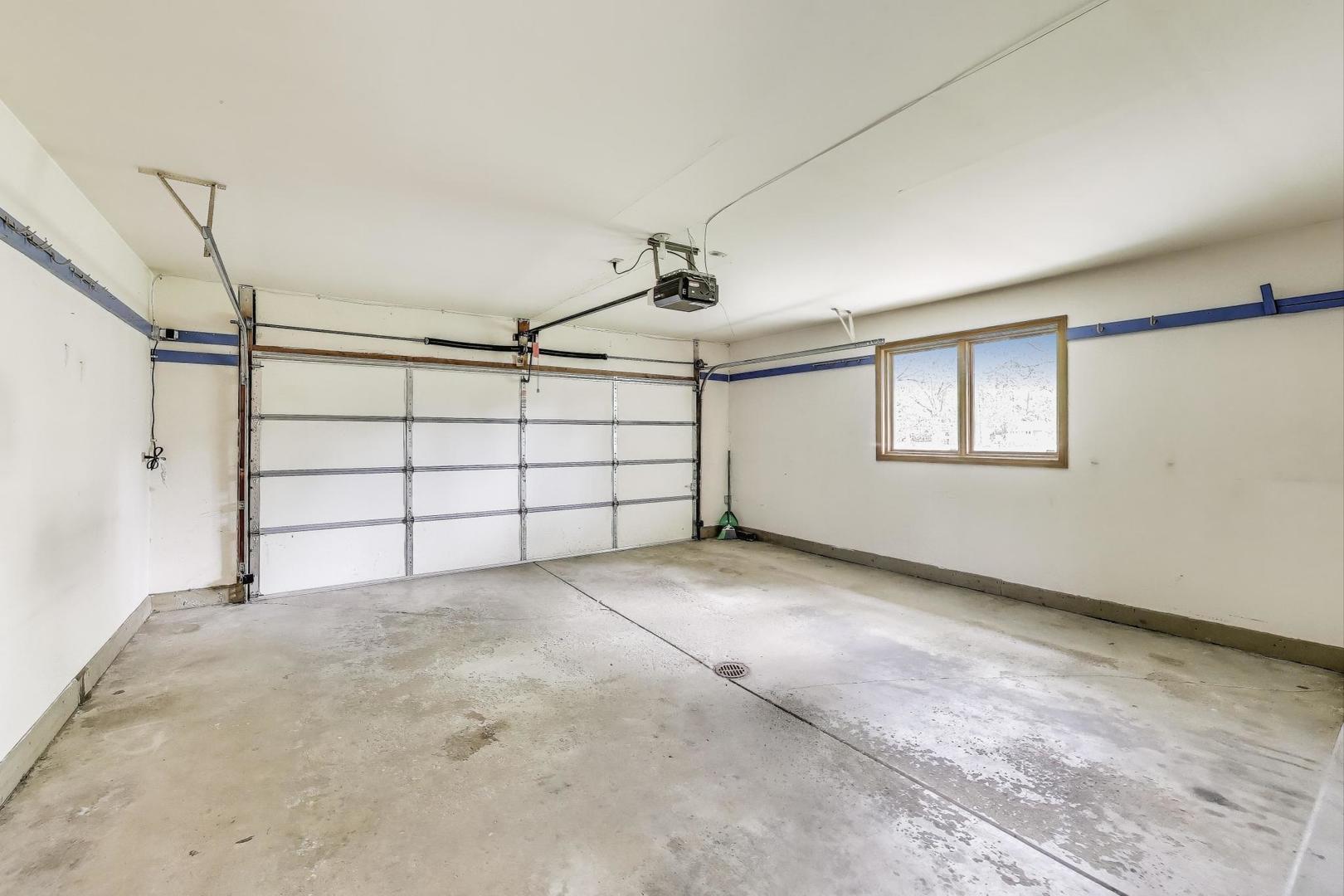 1904 Birch Road Northbrook, IL 60062 - Photo 34 of 37 a view of a garage
