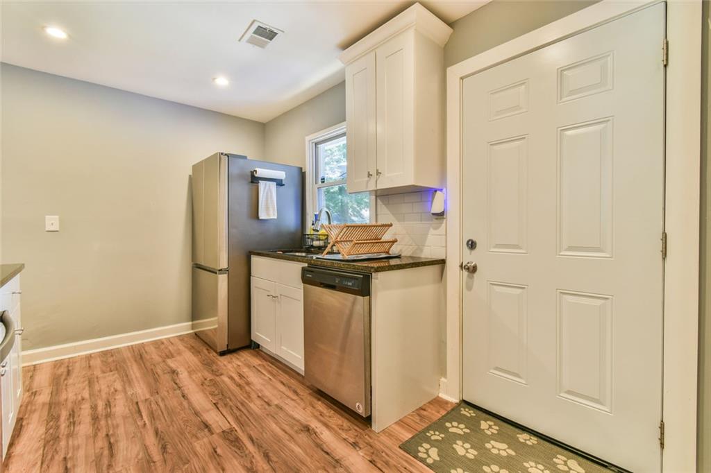 3449 Pinehill Drive Decatur, GA 30032 - Photo 15 of 35