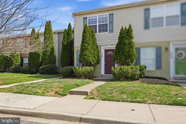 $320,000 | 534 Lancaster Place, Unit 534, Frederick, MD 21703