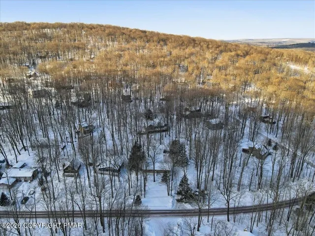 $340,000 | 1553 Locust Lane, Pocono Lake, PA 18347