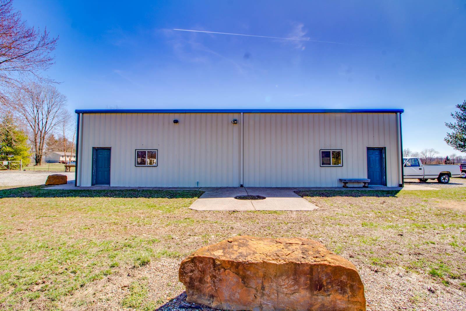 8729 Old Moro Road Dorsey, IL 62021 - Photo 29 of 64