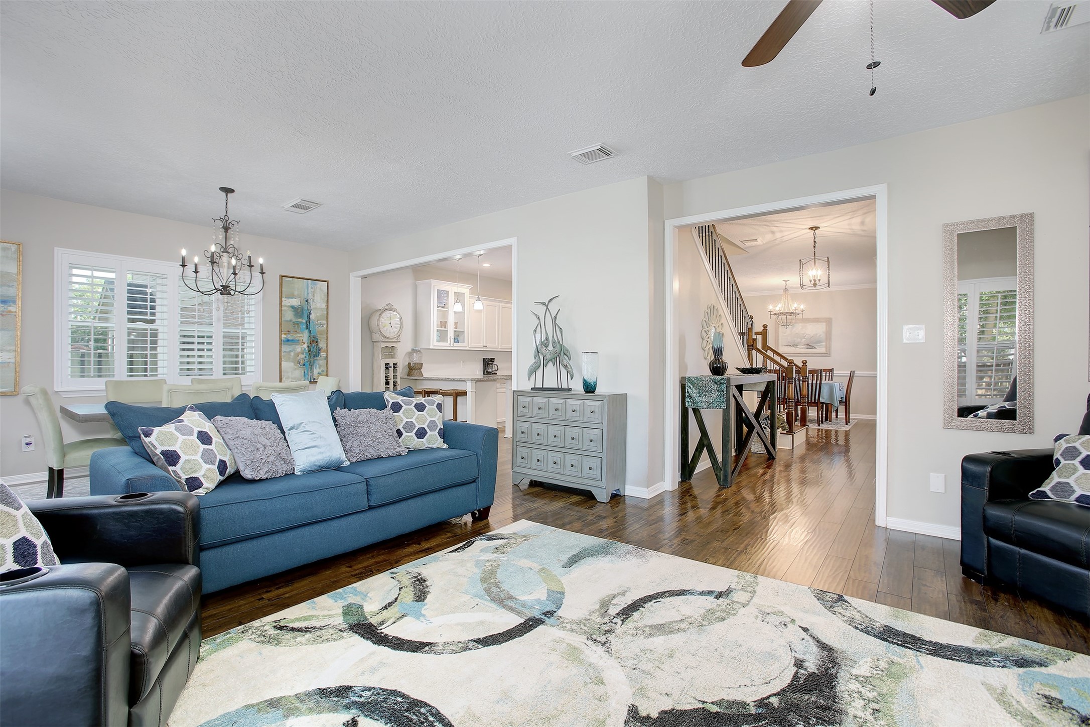 711 Cien Road Kemah, TX 77565 - Photo 2 of 18