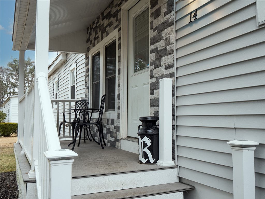 14 Milton Lane Coventry, RI 02816 - Photo 3 of 21