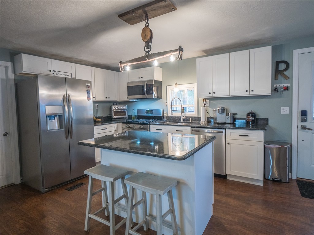 14 Milton Lane Coventry, RI 02816 - Photo 5 of 21