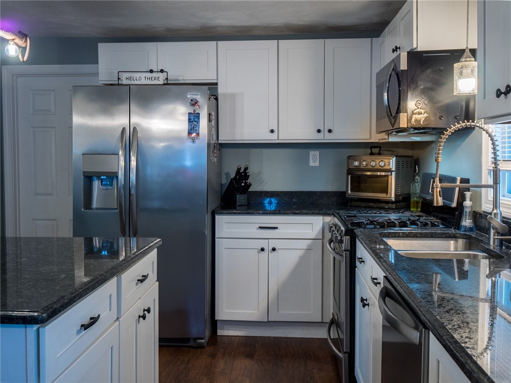 14 Milton Lane Coventry, RI 02816 - Photo 6 of 21