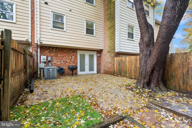 $399,000 | 4332 Eileen Court, Woodbridge, VA 22193