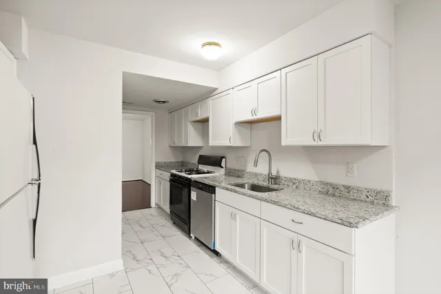 $399,000 | 4332 Eileen Court, Woodbridge, VA 22193