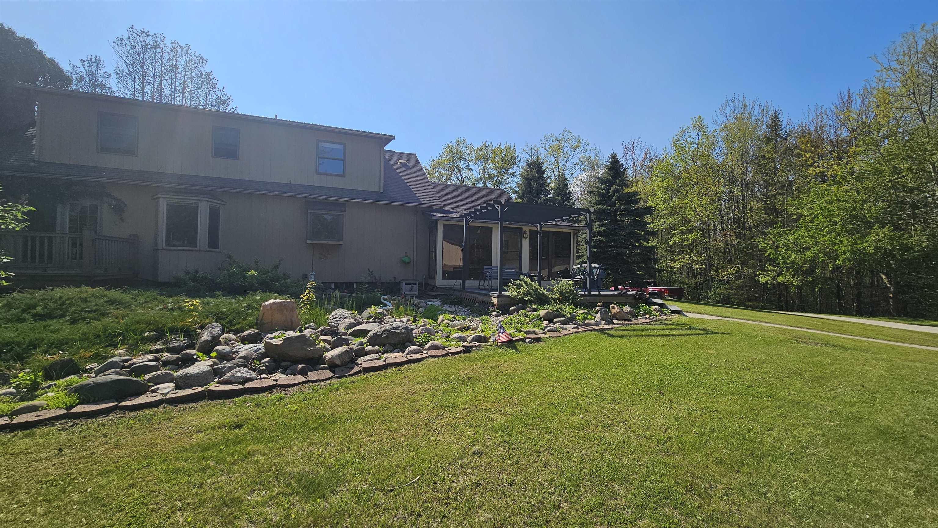 8764 Saunders Road Standish, MI 48658 - Photo 7 of 67