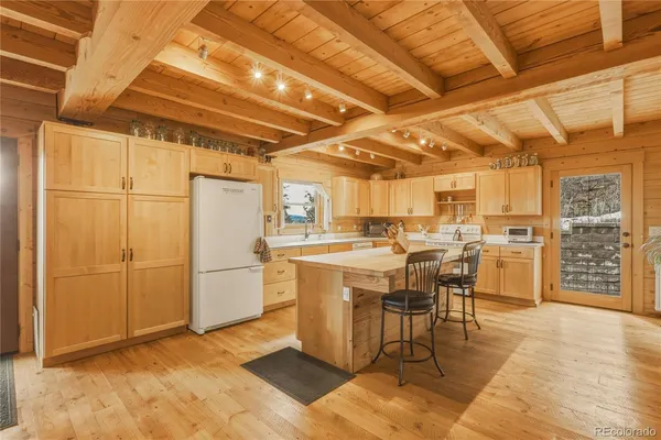 $1,200,000 | 247 West Arbol Park Drive, Chromo, CO 81128