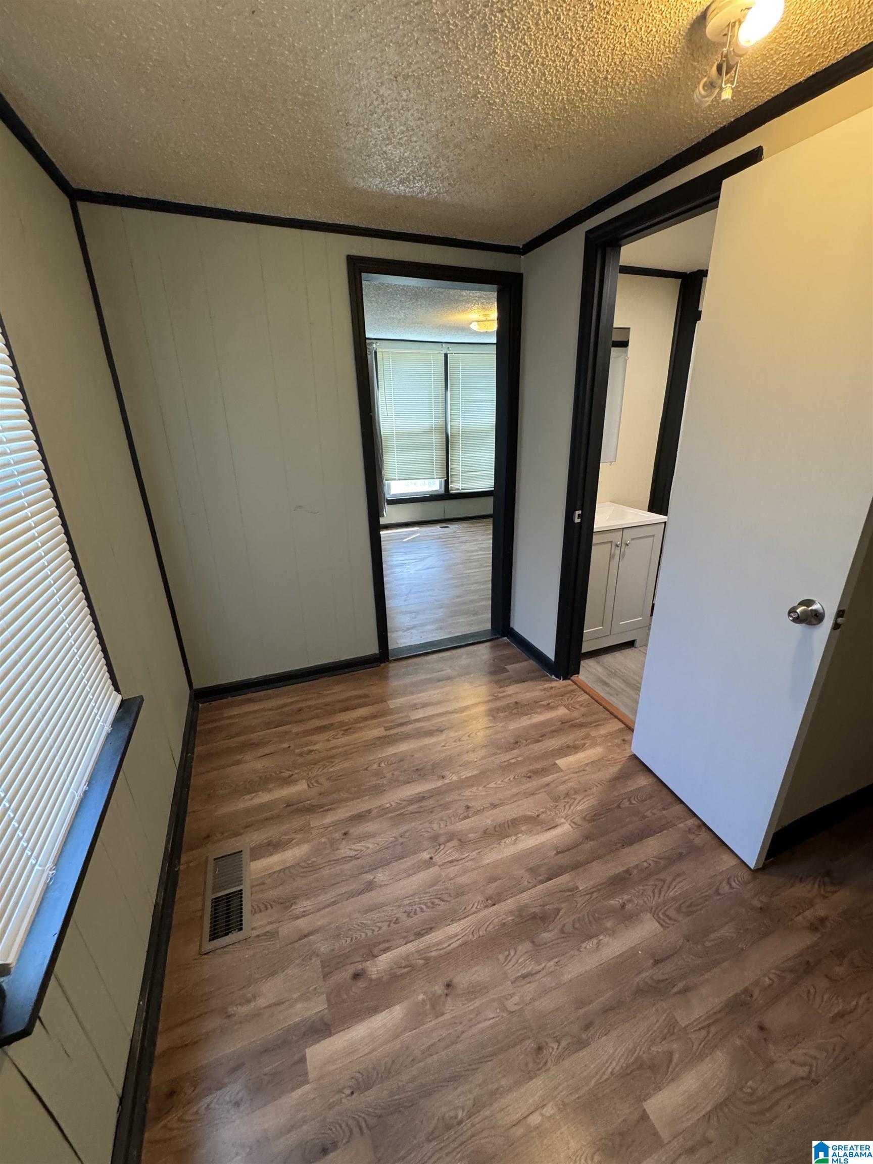 2011 Mountain View Road Birmingham, AL 35210 - Photo 43 of 45