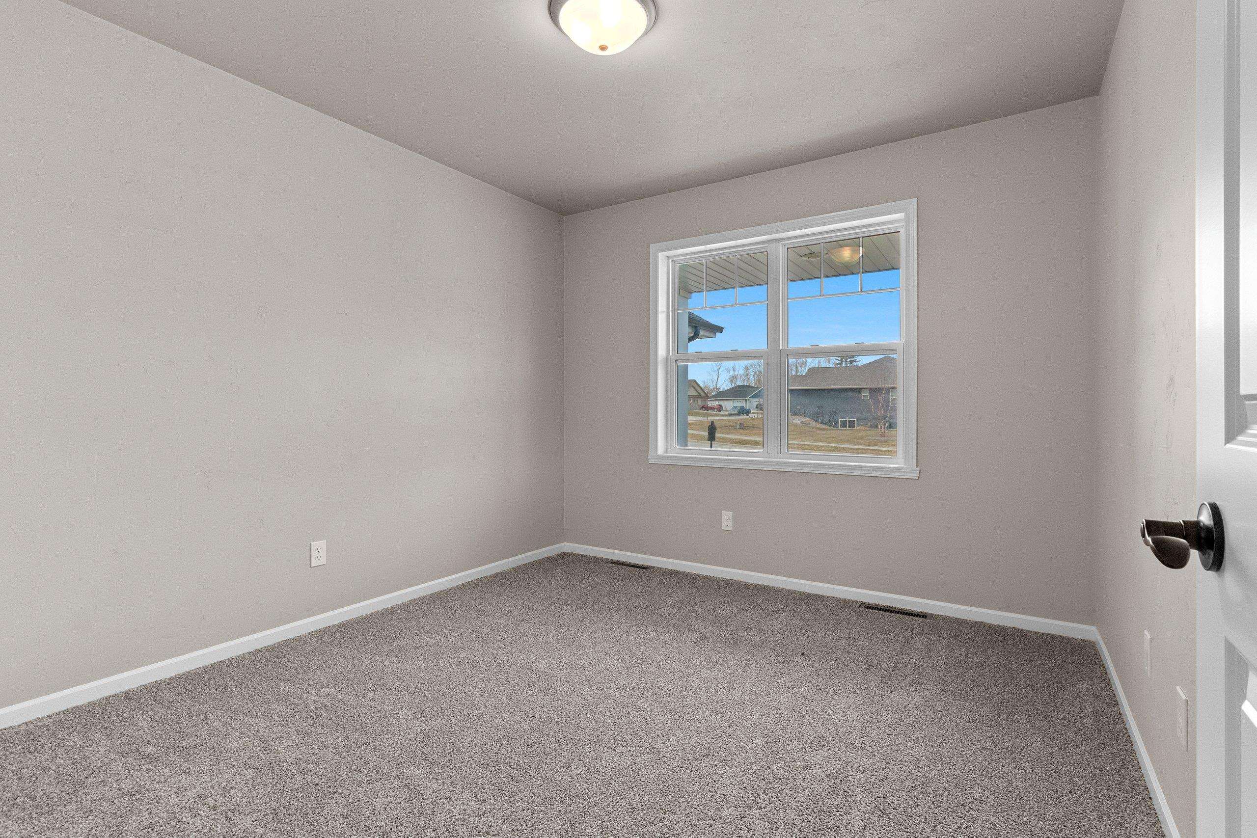 1221 Velsen Road Green Bay, WI 54313 - Photo 26 of 49