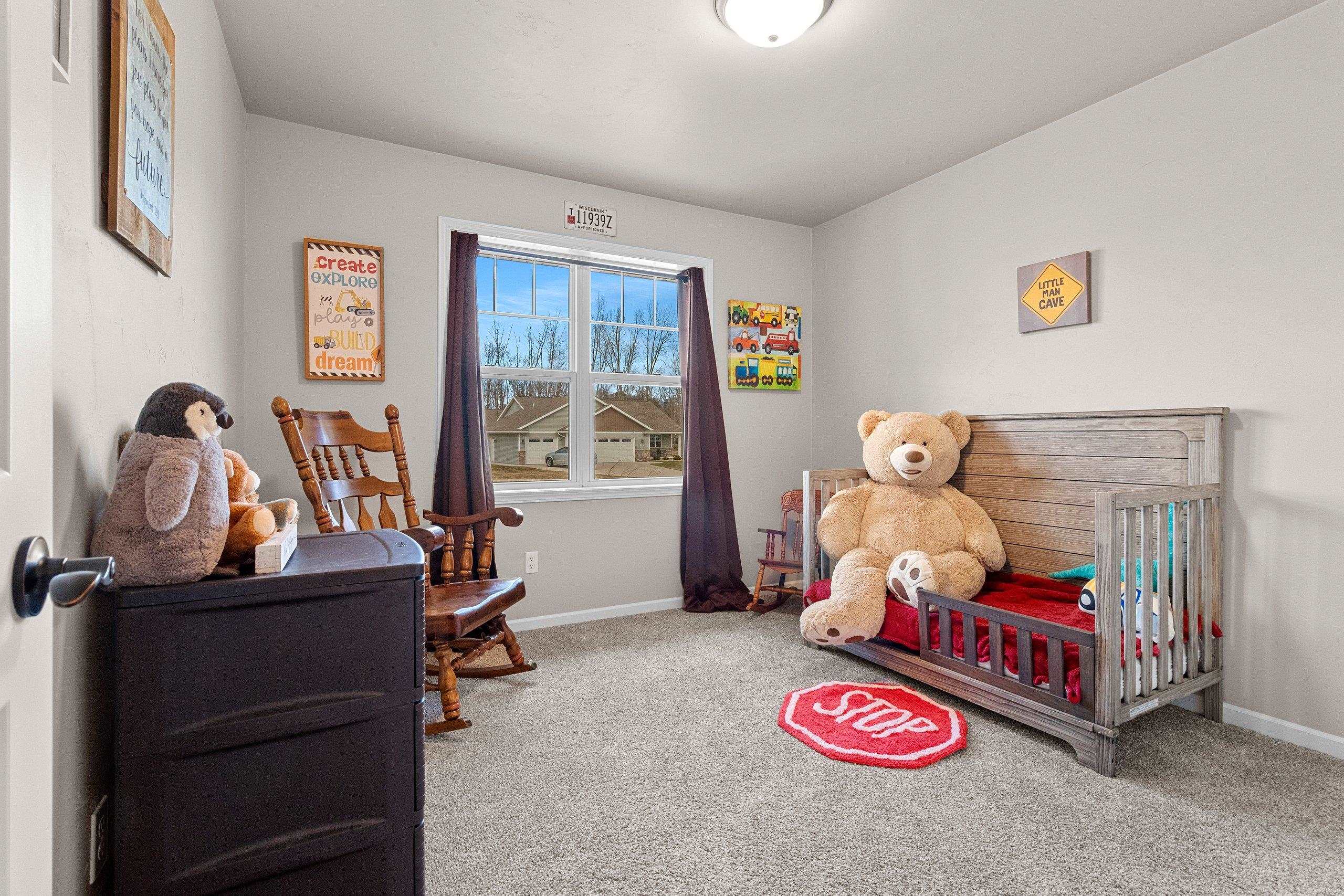 1221 Velsen Road Green Bay, WI 54313 - Photo 30 of 49