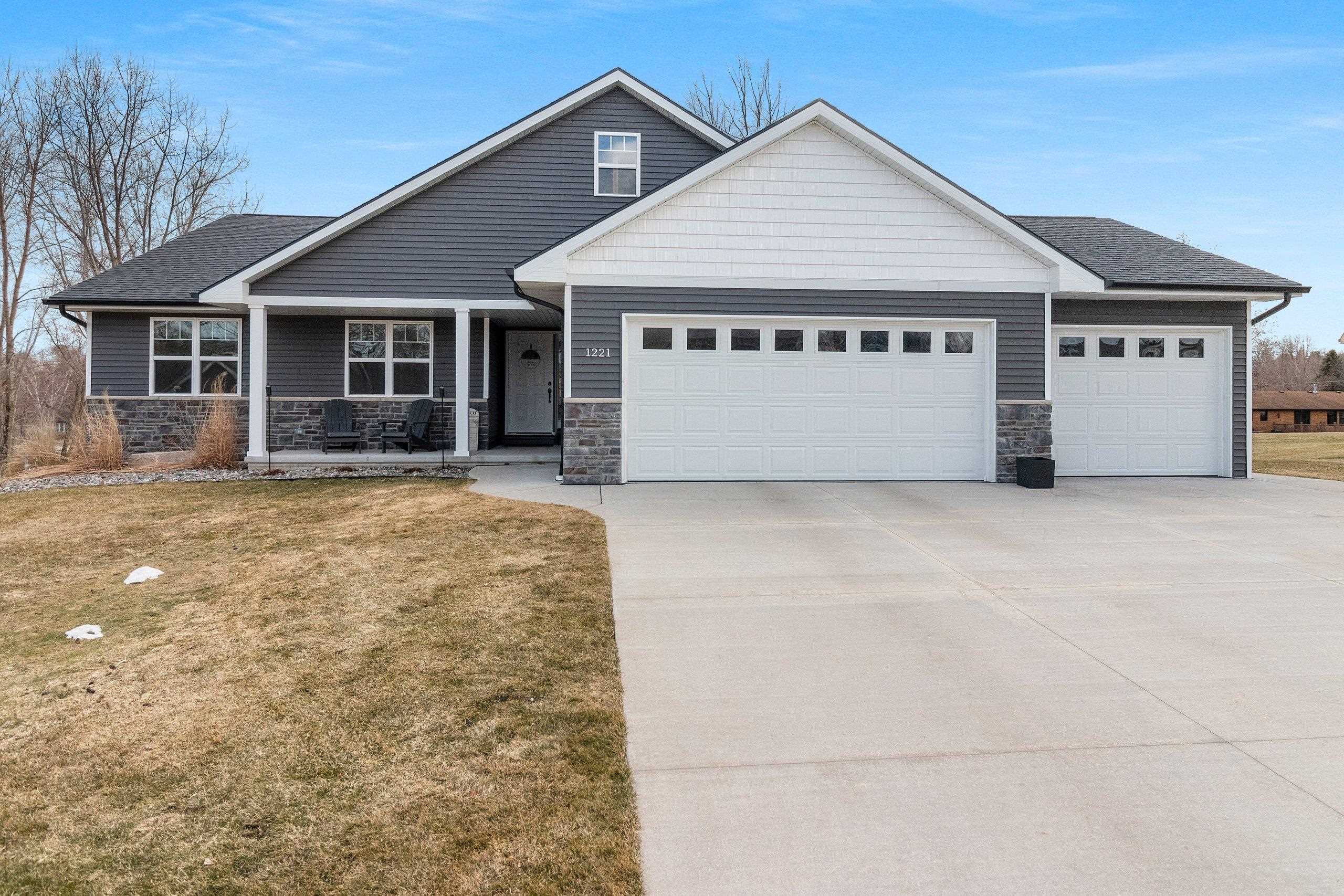 1221 Velsen Road Green Bay, WI 54313 - Photo 46 of 49