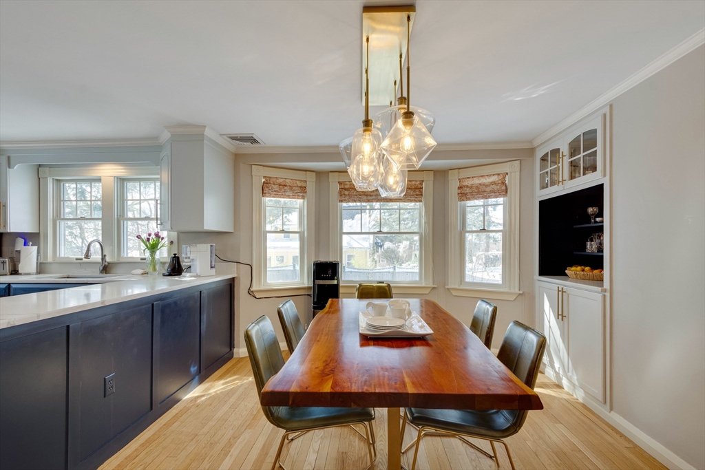 17 Cranston Road Winchester, MA 01890 - Photo 12 of 39