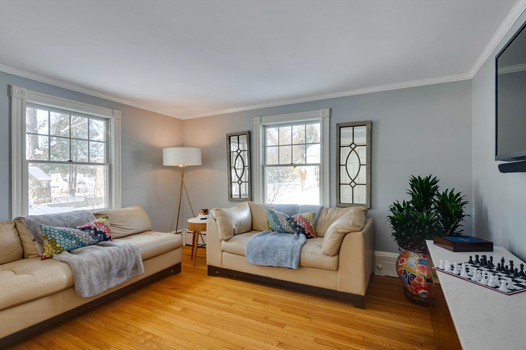 17 Cranston Road Winchester, MA 01890 - Photo 15 of 39