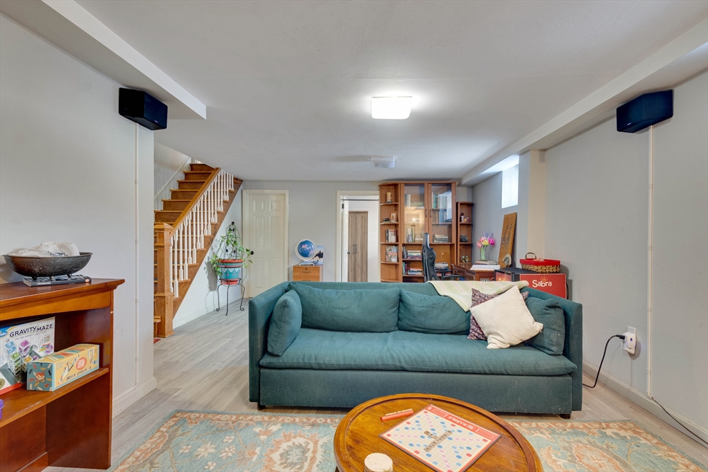 17 Cranston Road Winchester, MA 01890 - Photo 27 of 39