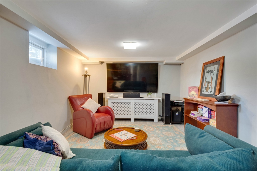 17 Cranston Road Winchester, MA 01890 - Photo 28 of 39