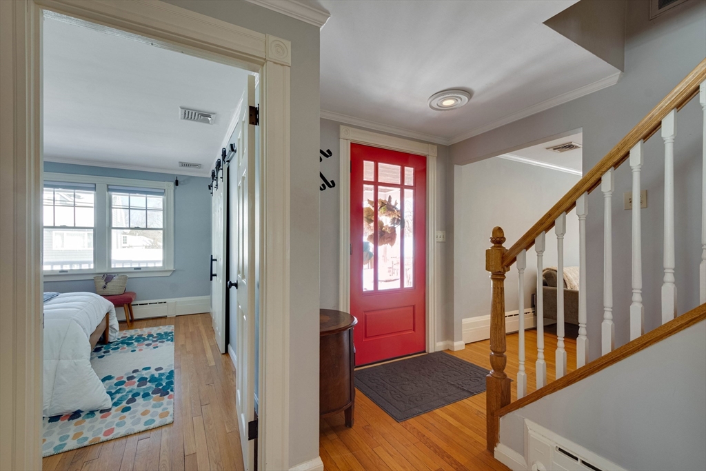 17 Cranston Road Winchester, MA 01890 - Photo 3 of 39