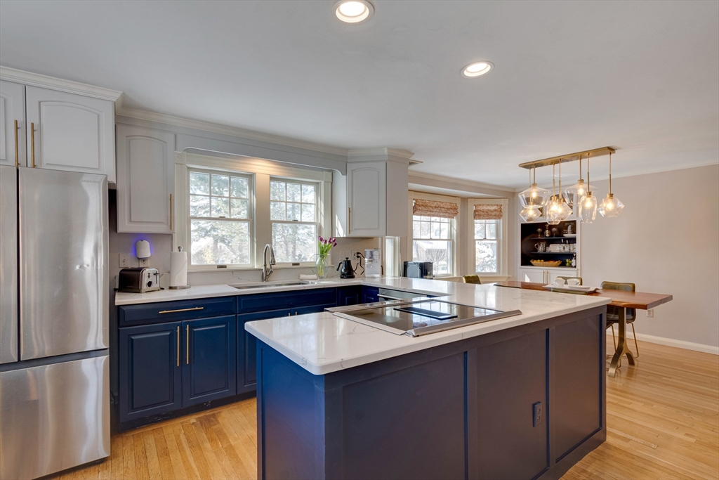 17 Cranston Road Winchester, MA 01890 - Photo 9 of 39