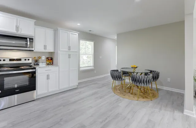 $1,900 | 122 Thompson Street, Walterboro, SC 29488