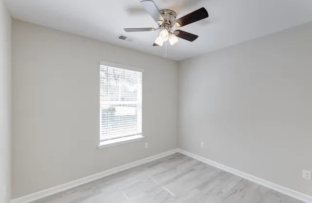 $1,900 | 122 Thompson Street, Walterboro, SC 29488