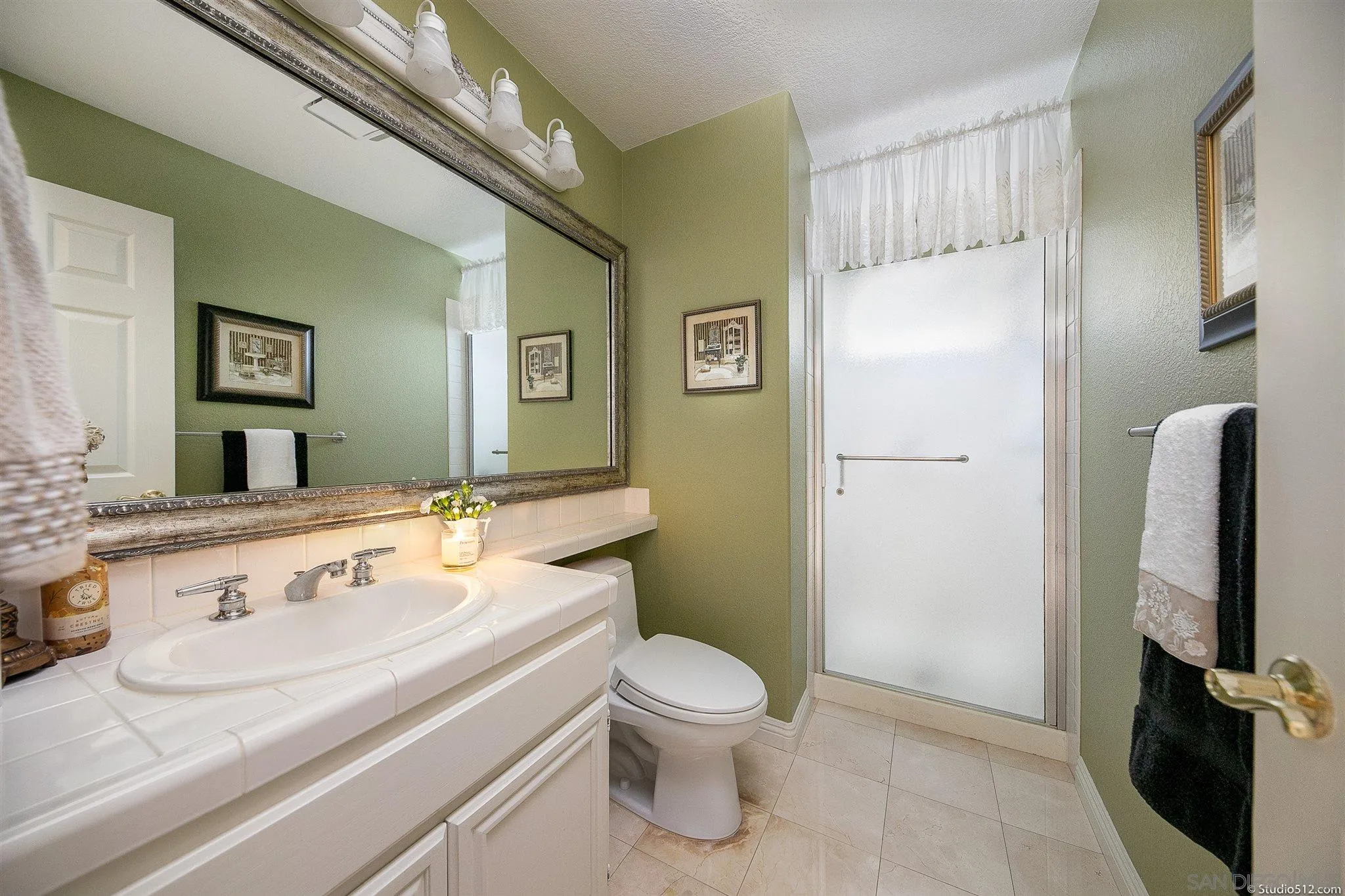 8430 Mesa Ridge Road Santee, CA 92071 - Photo 16 of 28 Gallery Image 16