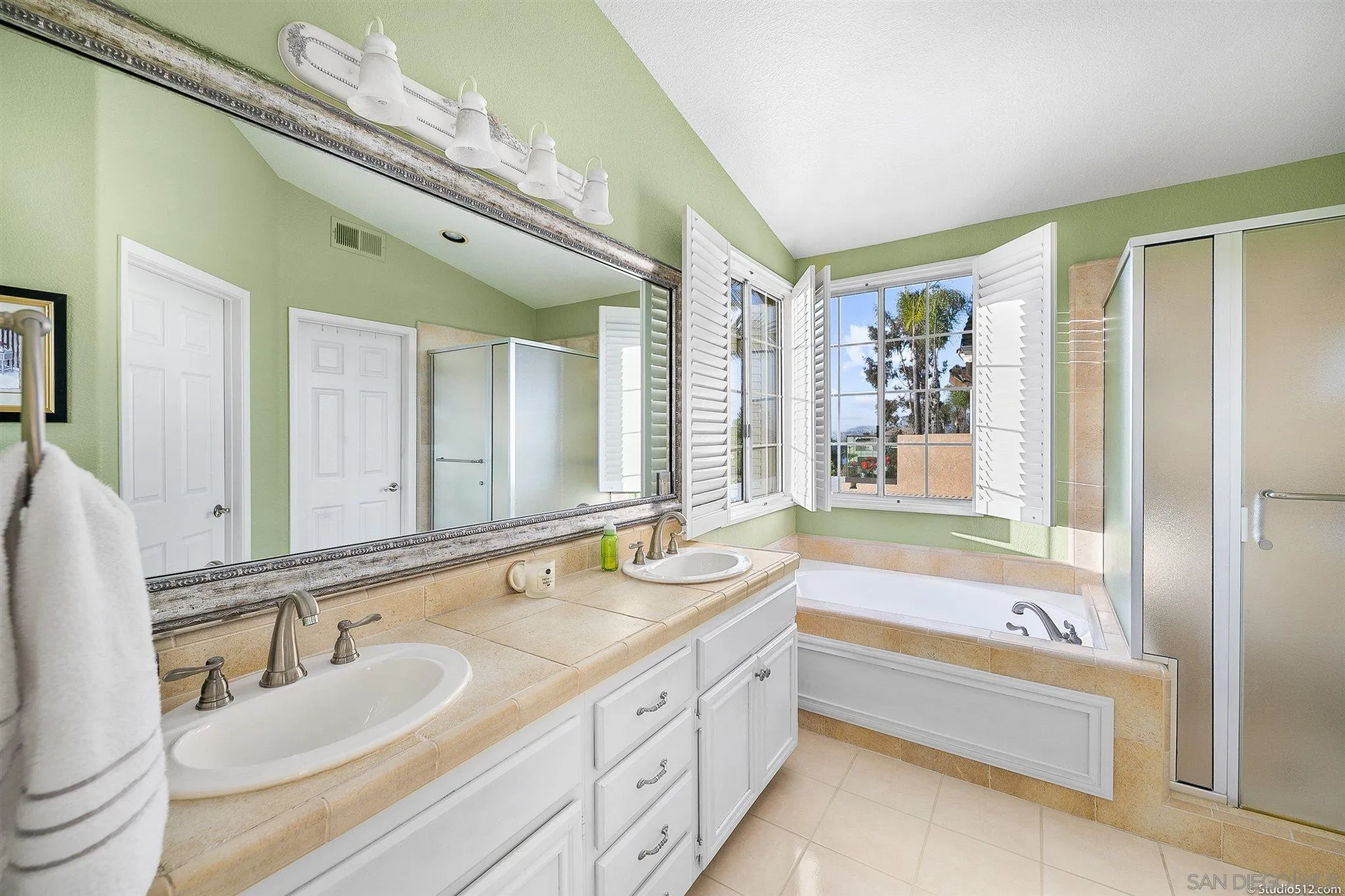 8430 Mesa Ridge Road Santee, CA 92071 - Photo 20 of 28 Gallery Image 20
