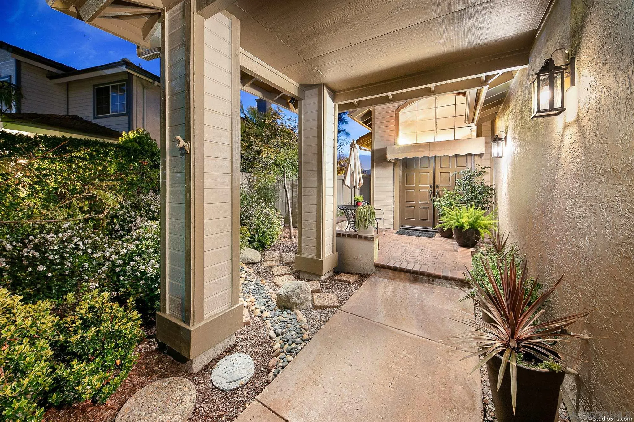 8430 Mesa Ridge Road Santee, CA 92071 - Photo 3 of 28 Gallery Image 3