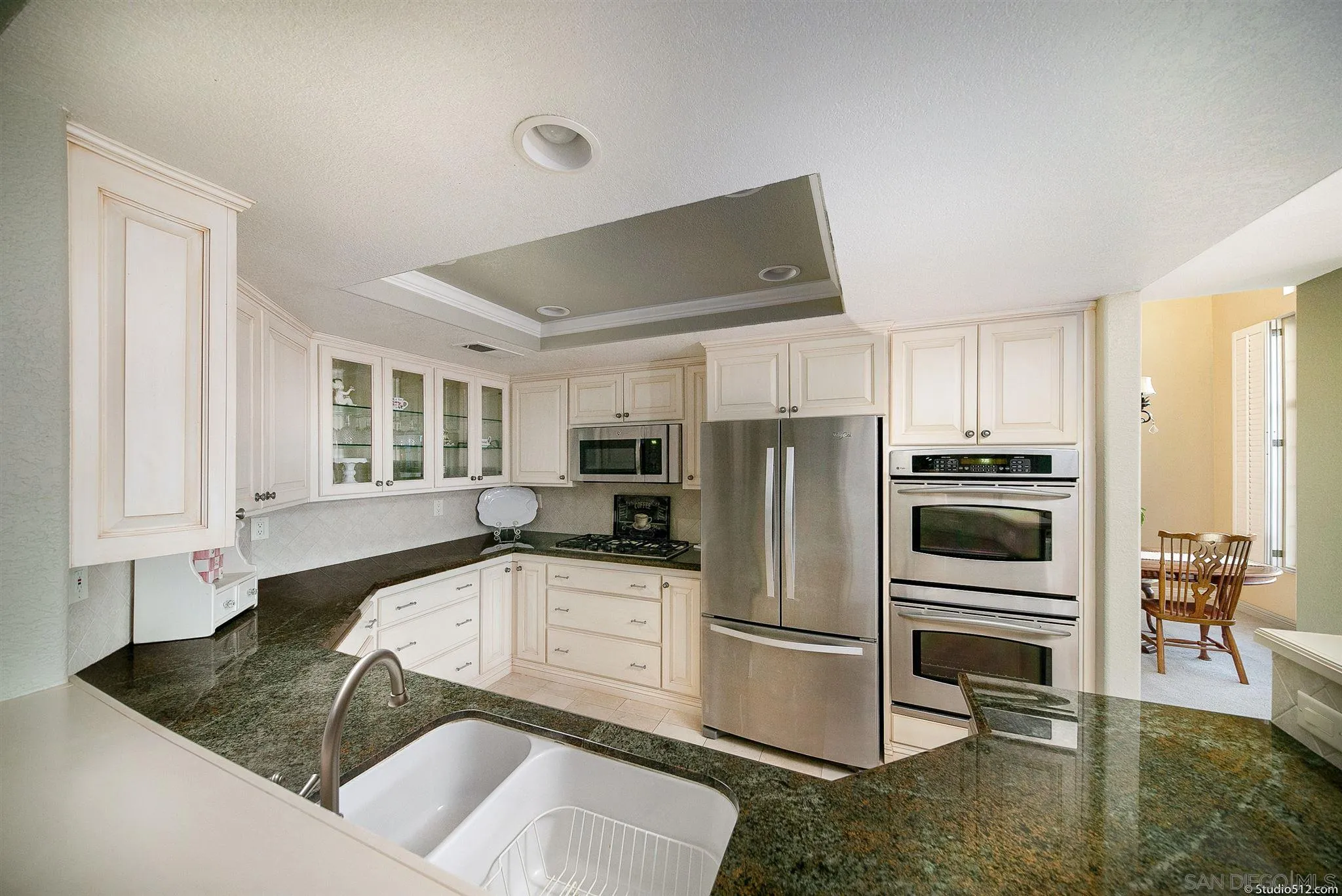 8430 Mesa Ridge Road Santee, CA 92071 - Photo 9 of 28 Gallery Image 9