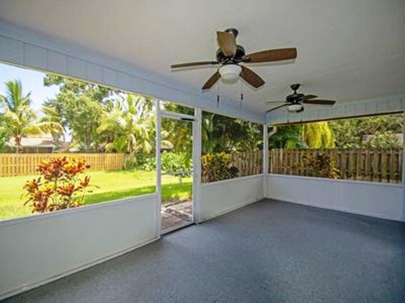 774 24th Square Vero Beach, FL 32962 - Photo 23 of 33 a view of room and window