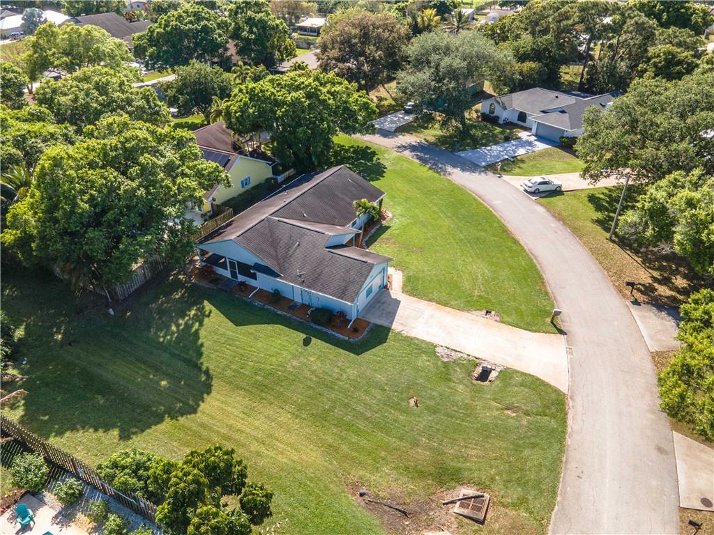 774 24th Square Vero Beach, FL 32962 - Photo 26 of 33