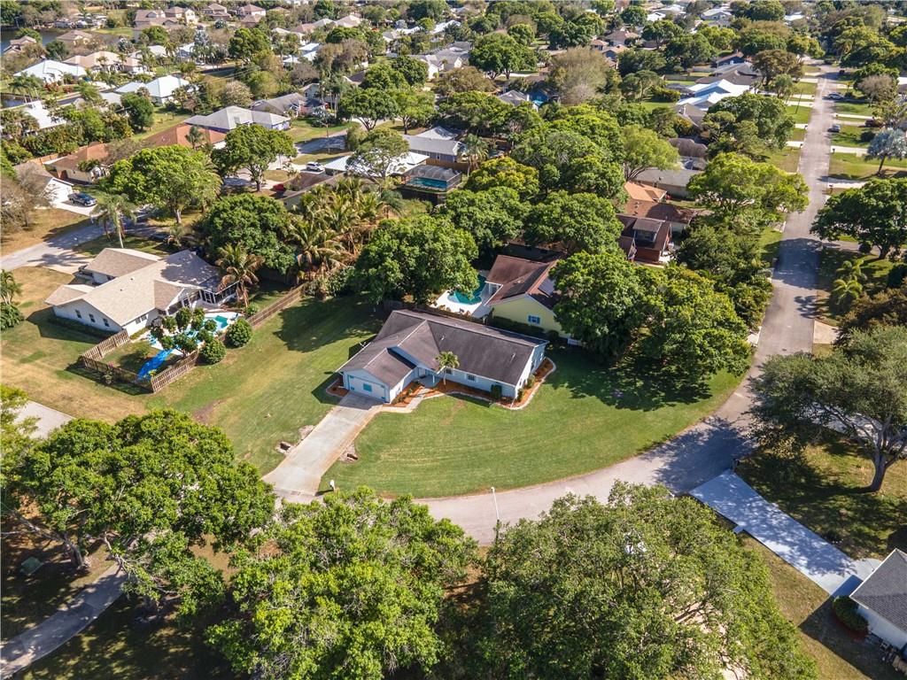 774 24th Square Vero Beach, FL 32962 - Photo 29 of 33