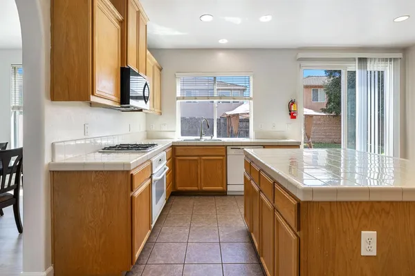 $588,000 | 7087 East Fedora Avenue, Fresno, CA 93737