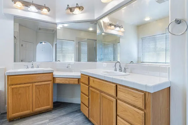 $588,000 | 7087 East Fedora Avenue, Fresno, CA 93737