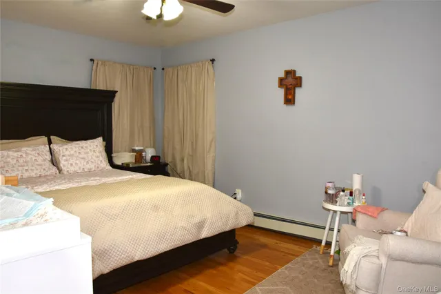 $1,088,000 | 242 Munro Boulevard, Valley Stream, NY 11581