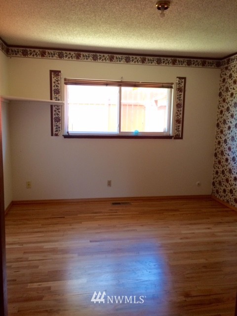 11734 Southeast 167th Street Renton, WA 98058 - Photo 8 of 15 Gallery Image 8