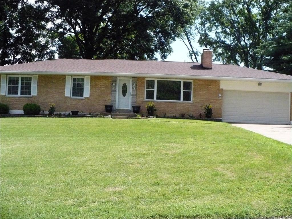 2519 Rolens Drive St. Louis, MO 63129 - Photo 2 of 33 Gallery Image 2
