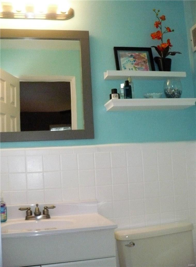 2519 Rolens Drive St. Louis, MO 63129 - Photo 15 of 33 Gallery Image 15