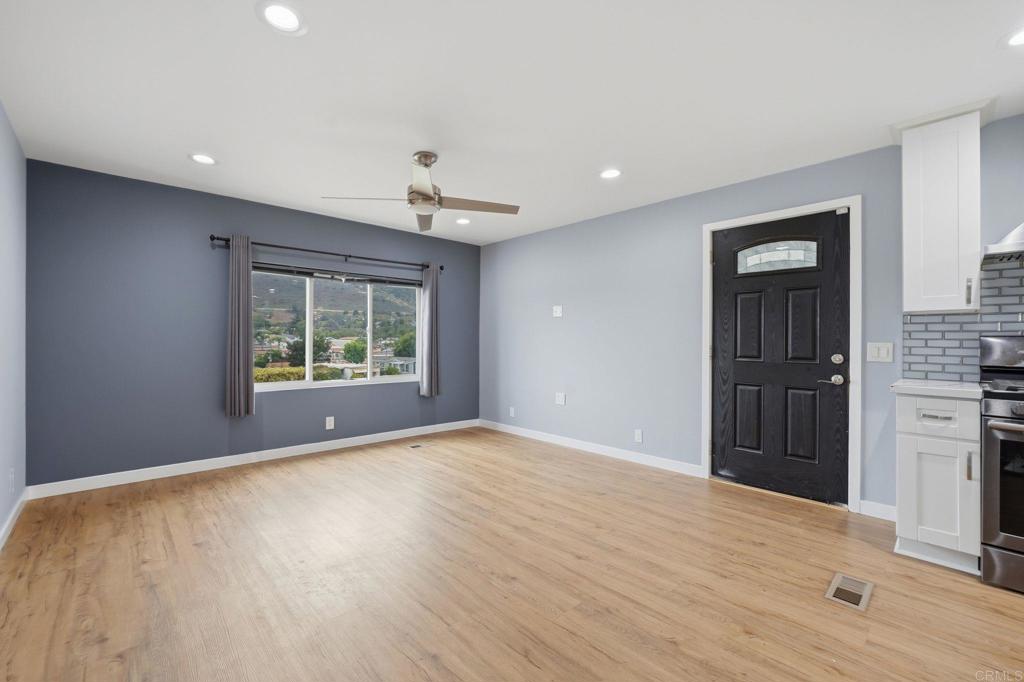 971 Borden Road, Unit 102 San Marcos, CA 92069 - Photo 4 of 42