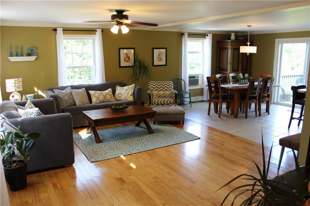 Open concept living room and eat in...