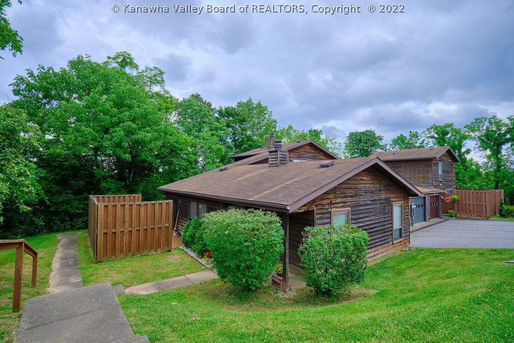 101 Hunters Ridge Road Charleston, WV 25314 - Photo 2 of 16 Gallery Image 2