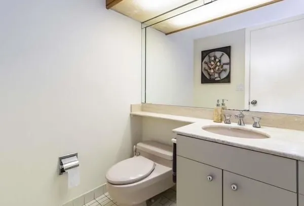$2,300 | 19355 Turnberry Way, Unit 24C, Miami, FL 33180