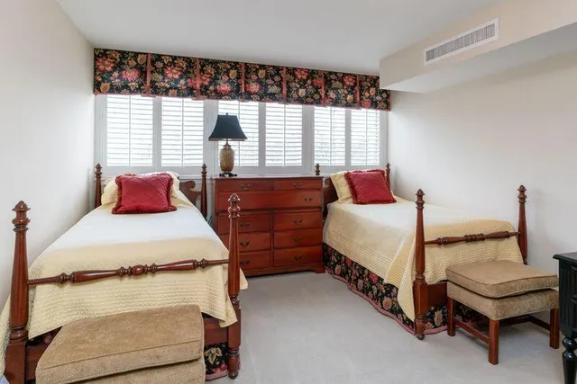 $280,000 | 1414 Continental Drive, Unit 308, Chattanooga, TN 37405