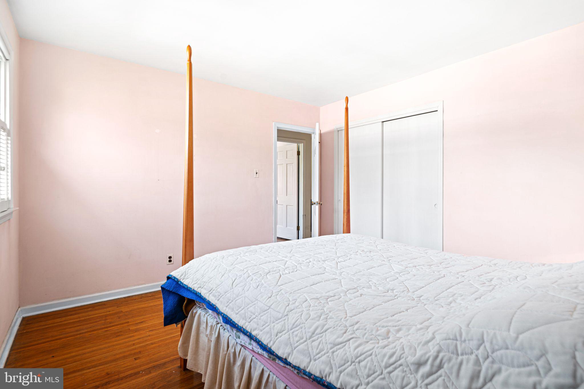 2809 Hunterdon Drive Cinnaminson, NJ 08077 - Photo 21 of 31 a view of a room with wooden floor