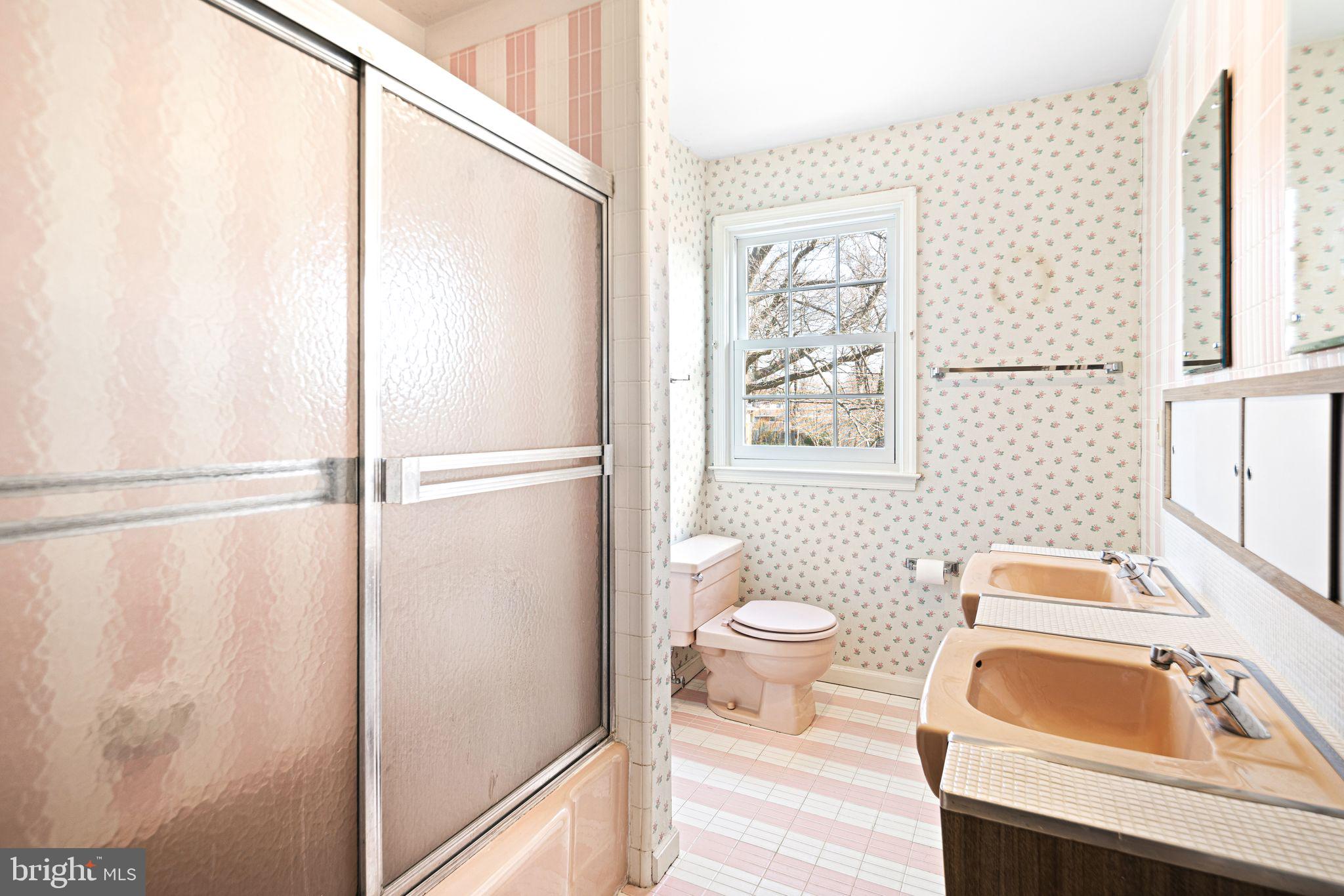 2809 Hunterdon Drive Cinnaminson, NJ 08077 - Photo 25 of 31 a bathroom with a sink a toilet and shower