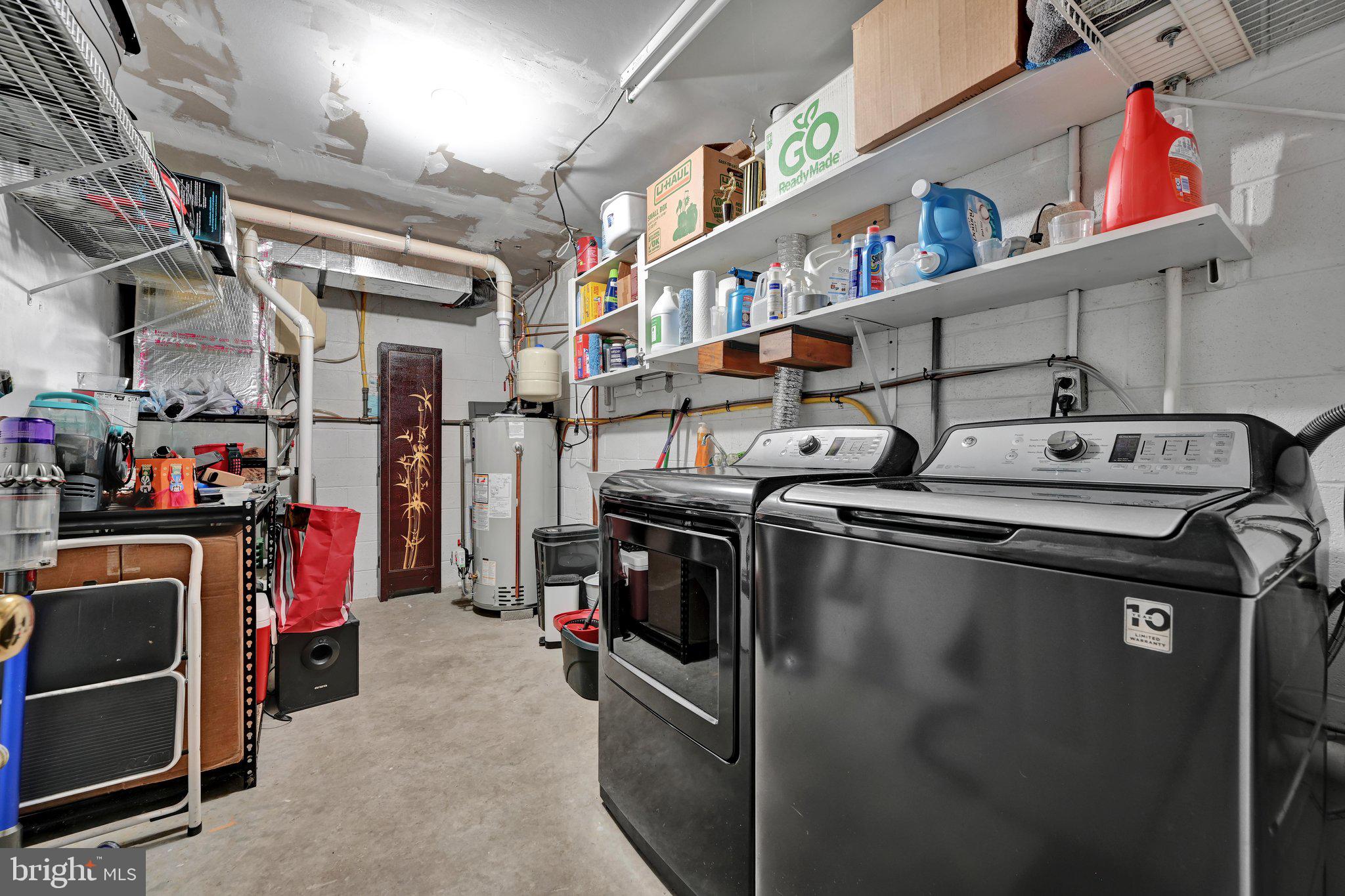 126 Riders Way Lebanon, PA 17042 - Photo 25 of 34 Laundry Room in lower level, Washer & Dryer Remain