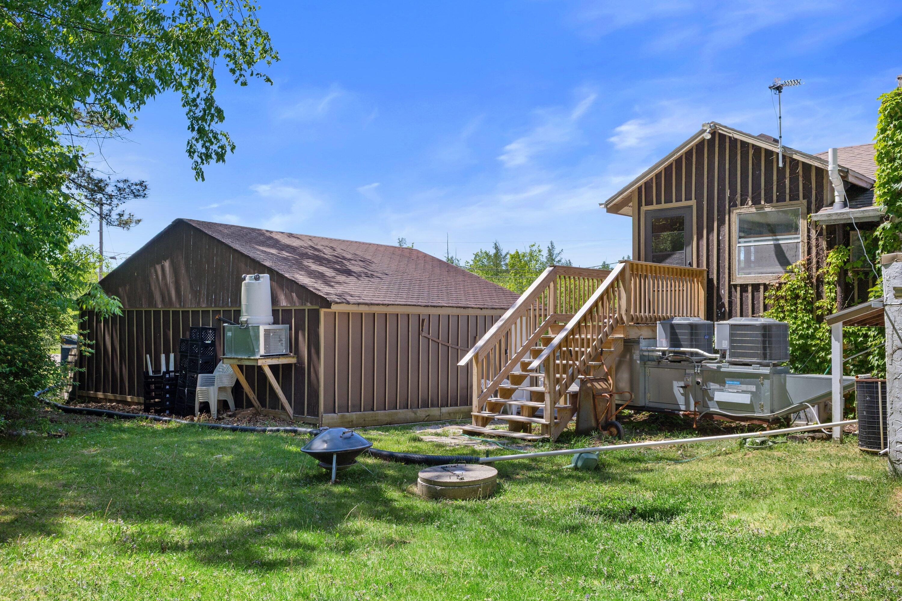 1380 Friess Lake Road Richfield, WI 53033 - Photo 6 of 47 rear elevation