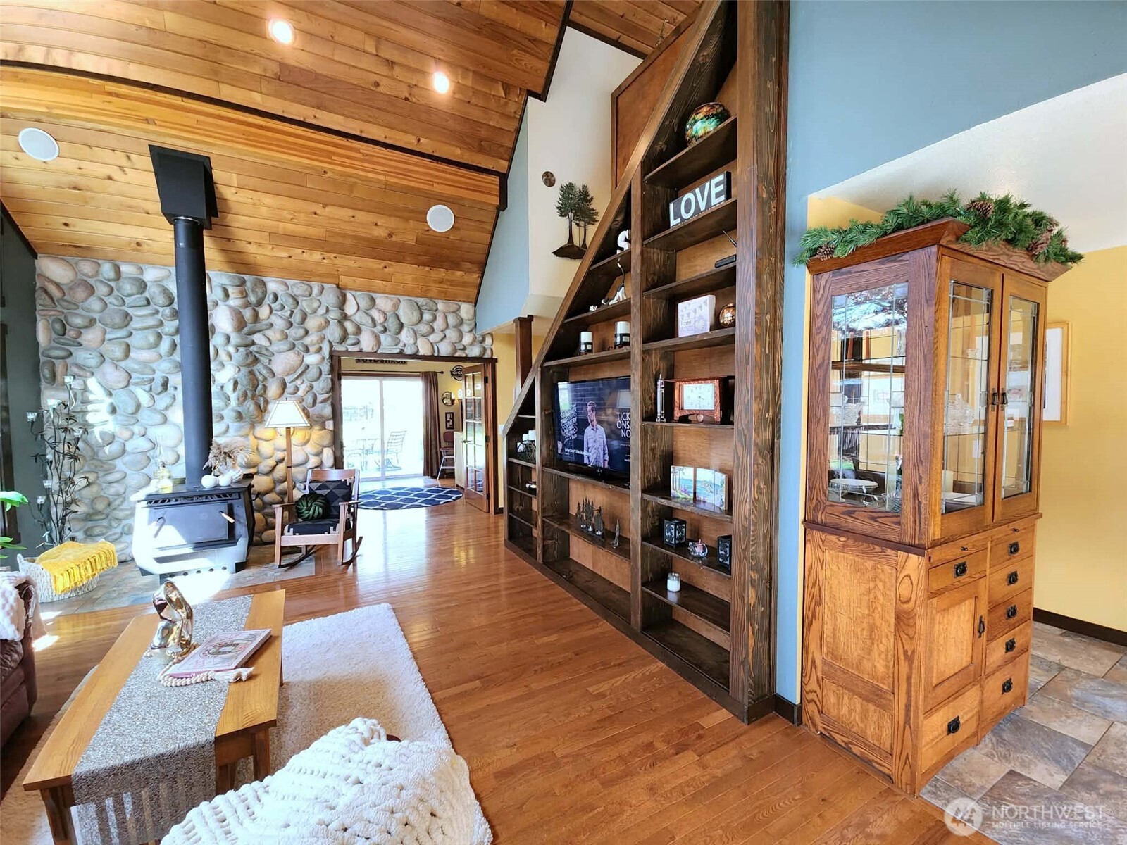 931 Turkey Road Northwest Olympia, WA 98502 - Photo 14 of 40