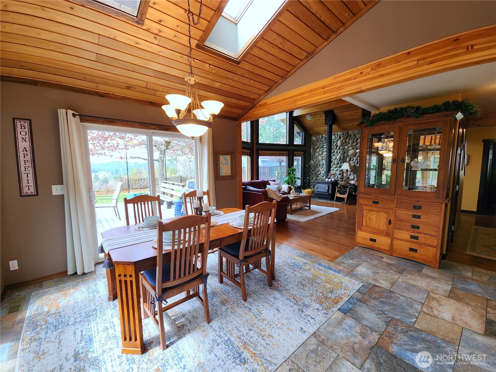 931 Turkey Road Northwest Olympia, WA 98502 - Photo 7 of 40