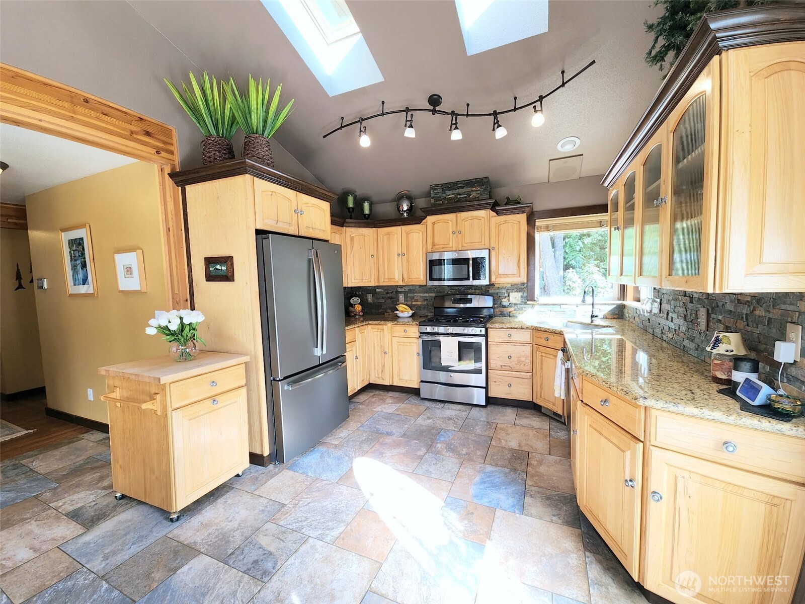 931 Turkey Road Northwest Olympia, WA 98502 - Photo 8 of 40